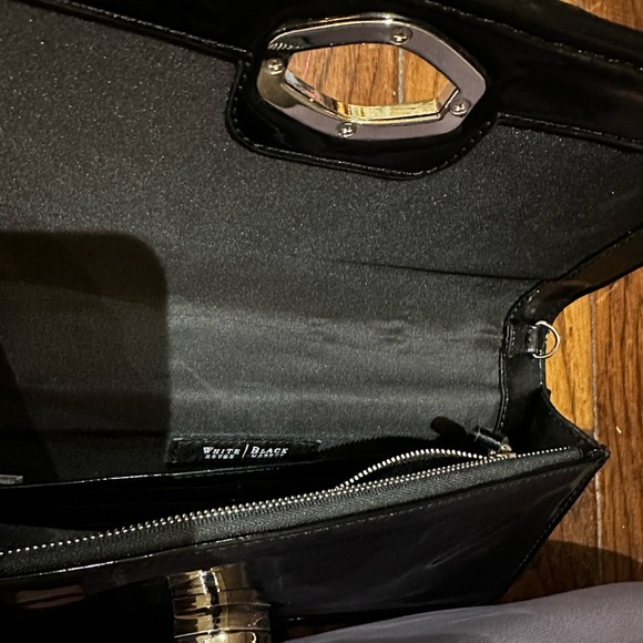 White House Black Market Cream and‎ Black Clutch - Picture 4 of 8